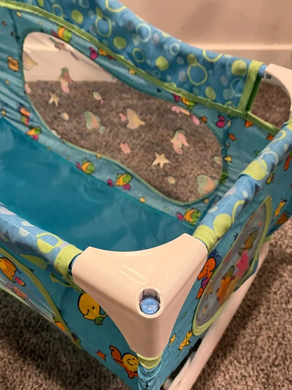 Fisher Price Doll Crib Cradle Rocker Ocean Wonders Tolly Tots Bassinet/Playpen